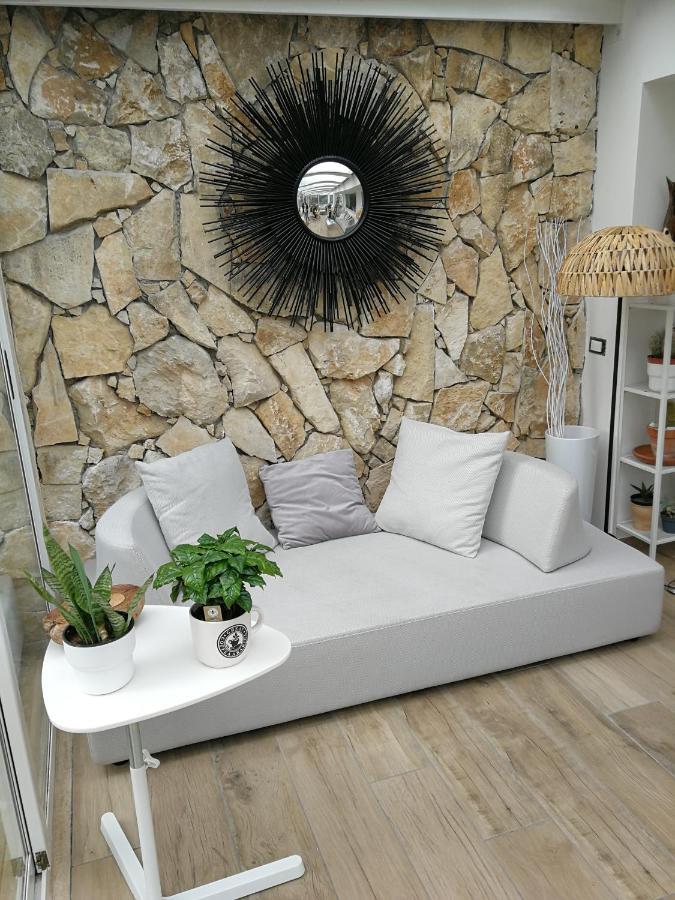 Il Giardino Dei Limoni Bed and Breakfast Aci Castello Buitenkant foto