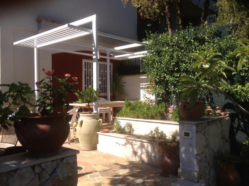Il Giardino Dei Limoni Bed and Breakfast Aci Castello Buitenkant foto