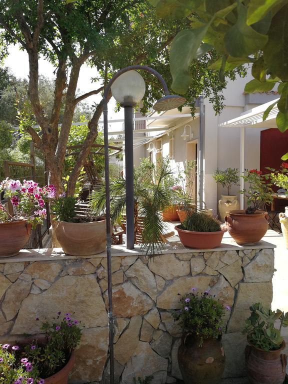 Il Giardino Dei Limoni Bed and Breakfast Aci Castello Buitenkant foto