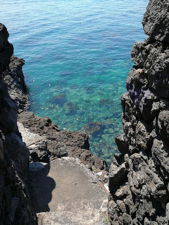 Il Giardino Dei Limoni Bed and Breakfast Aci Castello Buitenkant foto